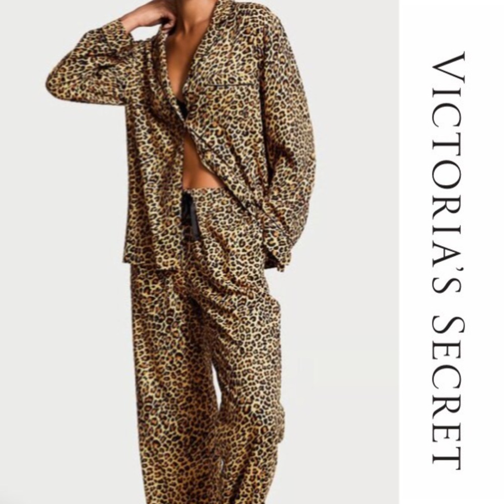 NWT | VICTORIA'S SECRET
| Flannel Long Pajama Set | Leopard Print | Large